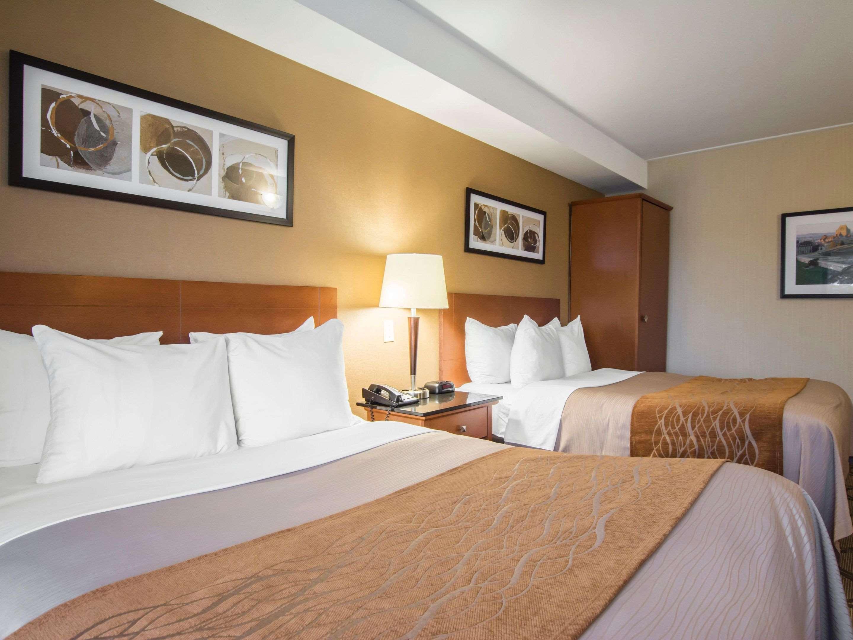 Comfort Inn Airport East Quebec City Exterior photo