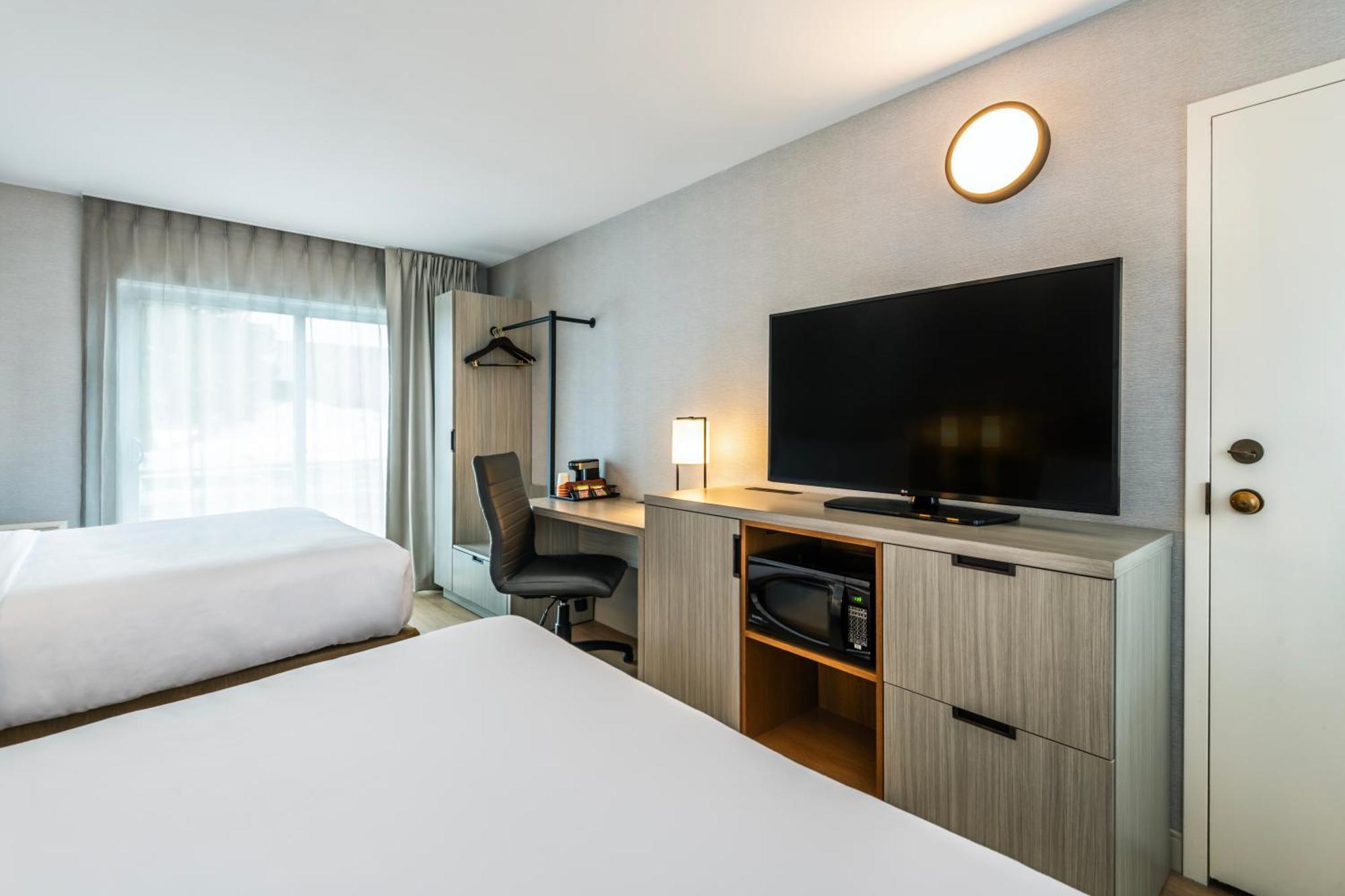 Comfort Inn Airport East Quebec City Exterior photo
